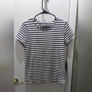 Vineyard Vines Black and white striped shirt Size Small